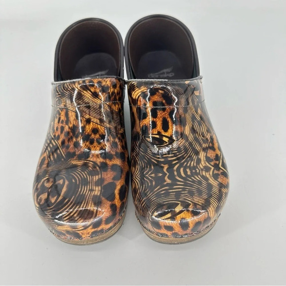 Dansko Professional Clog Patent cheetah Tiger animal print size 40 - Picture 2 of 7